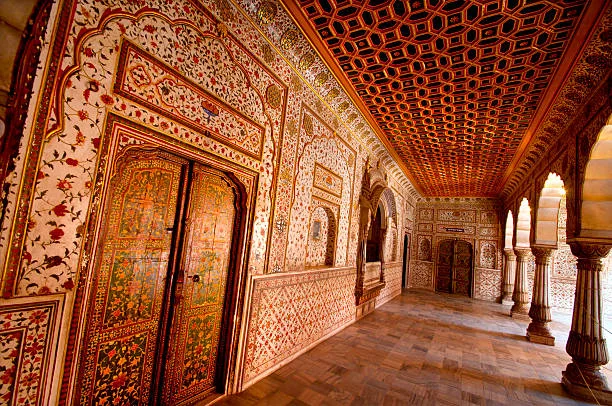 A 300-Year-Old Jaipur Haveli Gloriously Restored into a Boutique Hotel